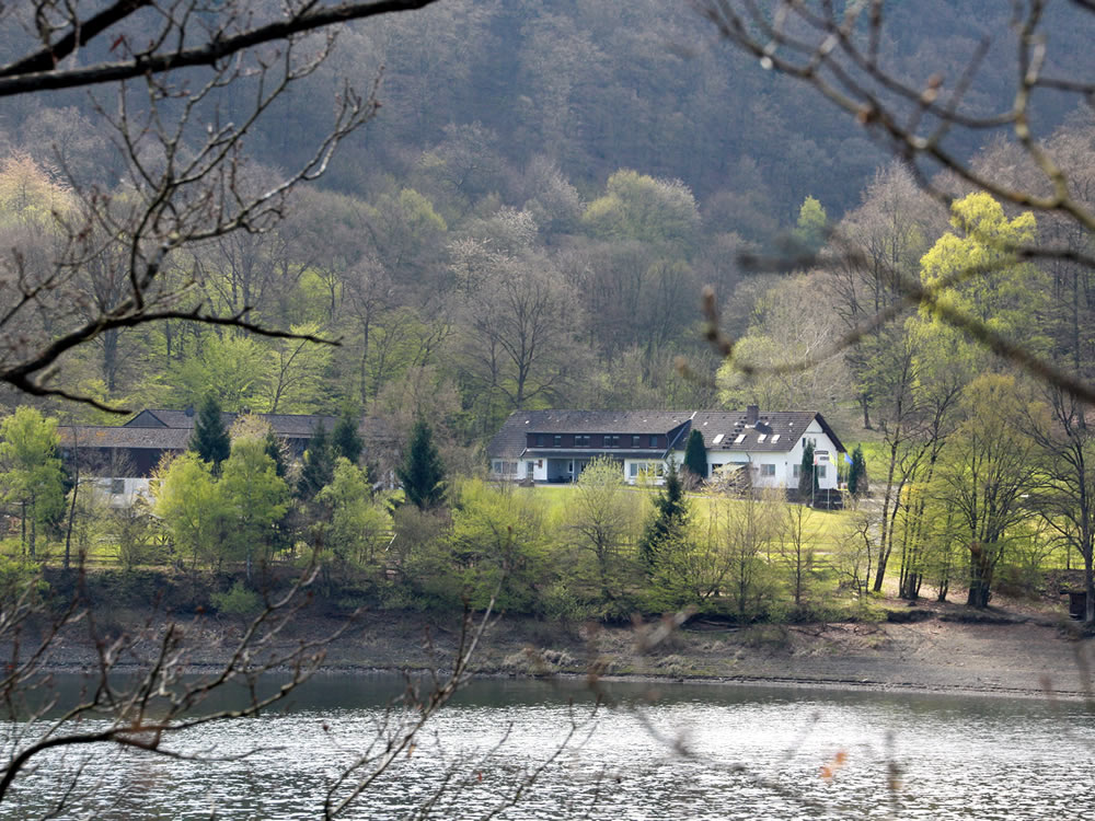 Ferienanlage Edersee Campingplatz, Zeltplatz, Ferienhaus